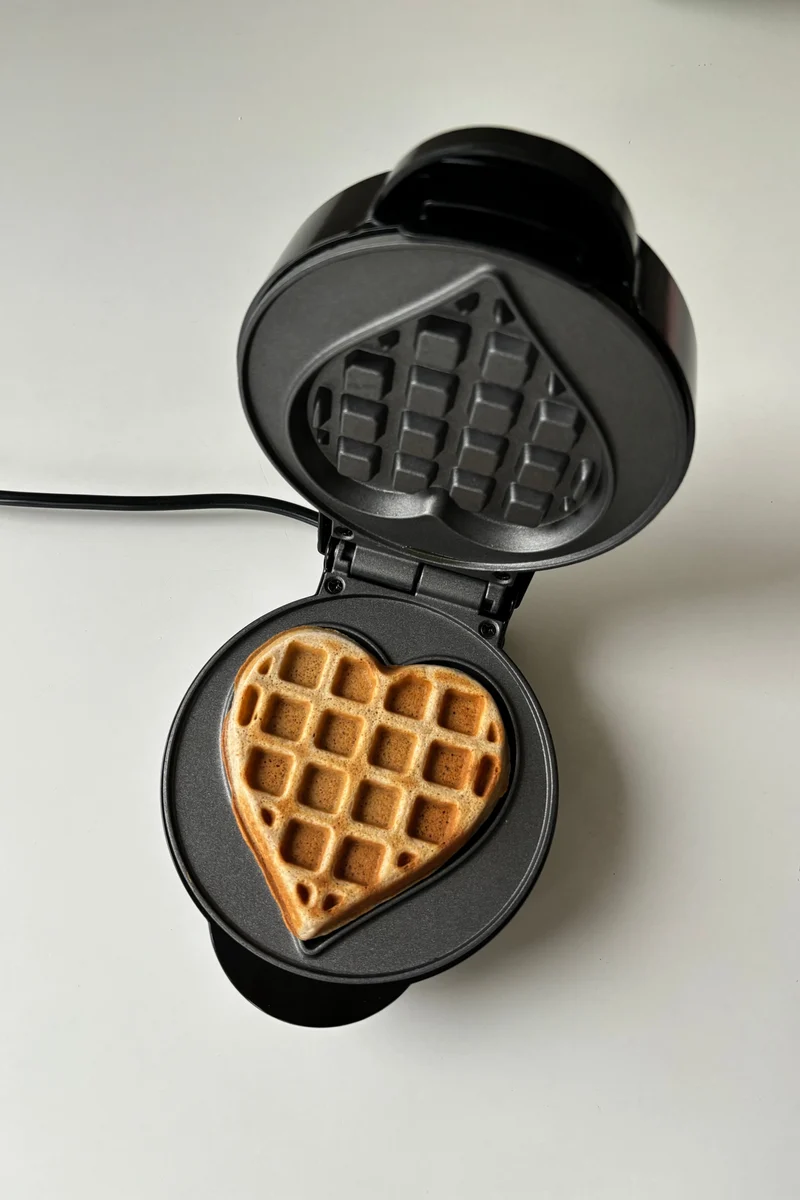Mini Heart vaffeljern - sort
