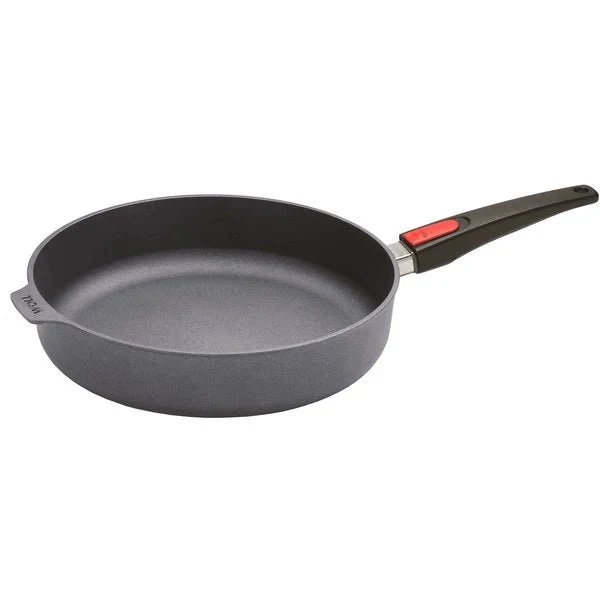 Woll Diamond Lite Traktörpanna Med Avtagbart Handtag 32 cm